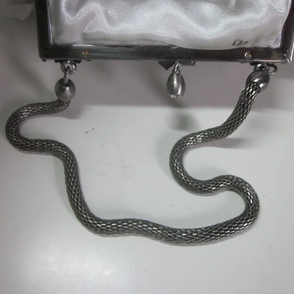Nicole Lee Collection Silver Cloth Purse Silver Metal Chain Kisslock Clasp Top